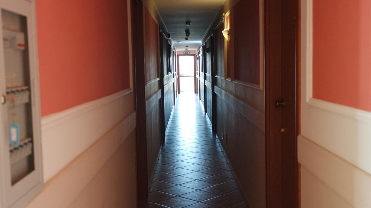 Gasthaus Agriturismo Masseria I Risi SantʼEufemia Lamezia Exterior foto