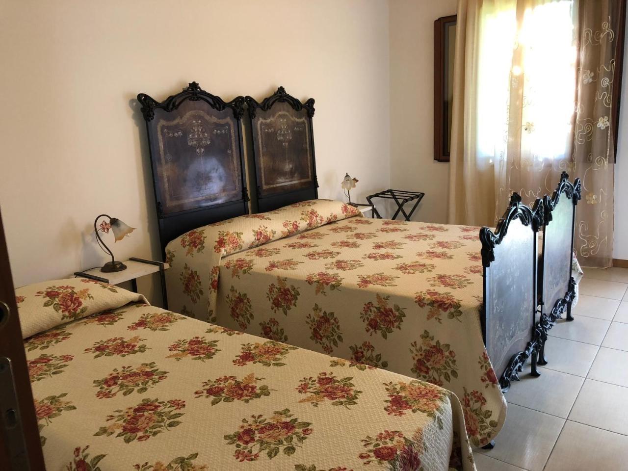 Gasthaus Agriturismo Masseria I Risi SantʼEufemia Lamezia Exterior foto